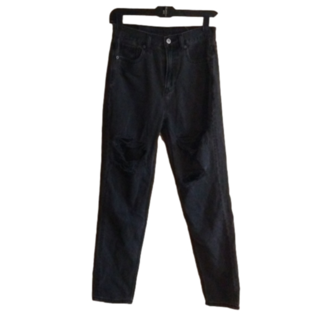 AMERICAN Eagle faded black distressed Mom jeans. Size 0. Great for school.
